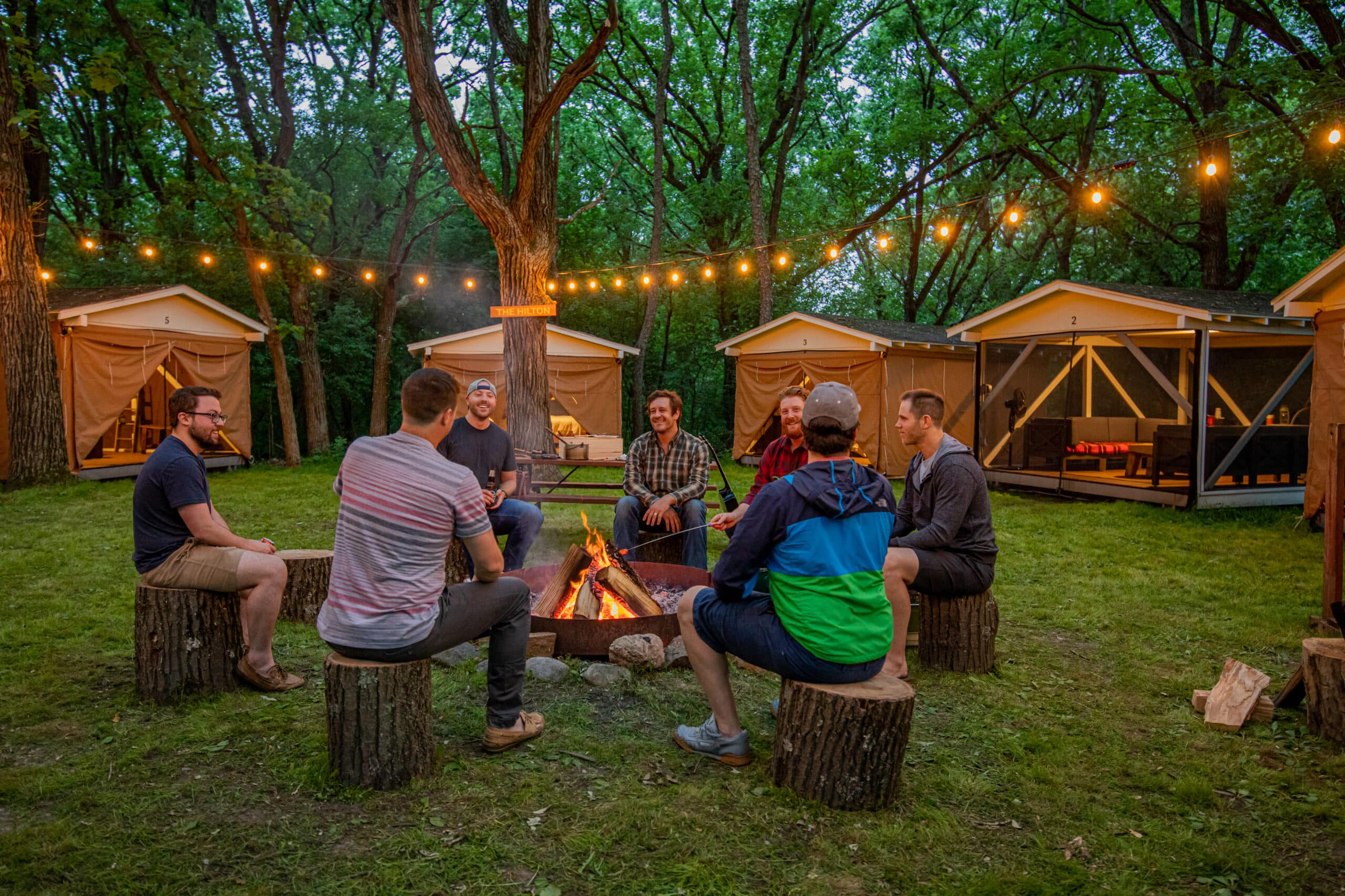 Team-Building Retreats Image