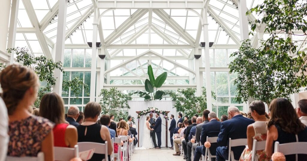 Looking for elegant outdoor wedding venues in Wisconsin? Boerner Botanical gardens feature a unique greenhouse-style option.
