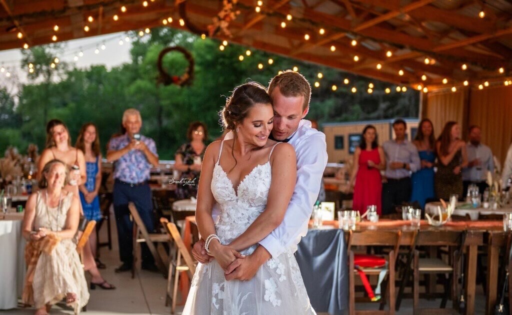 Looking for outdoor wedding venues in Wisconsin with vintage, rustic appeal? Camp Kettlewood’s pavilion offers a cozy, open-air space to celebrate in style.